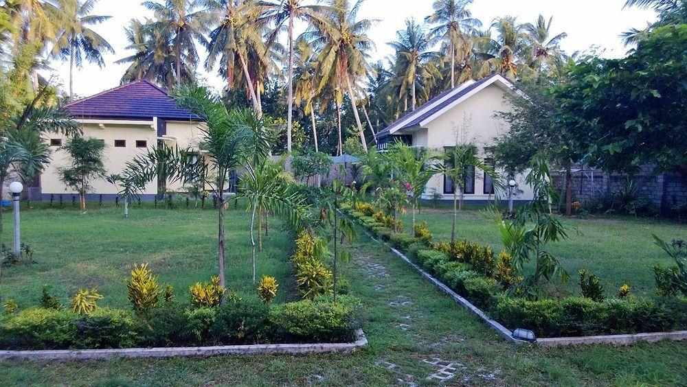 Shu Villa Lombok Kuta  Exterior photo