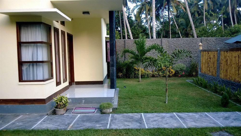 Shu Villa Lombok Kuta  Exterior photo