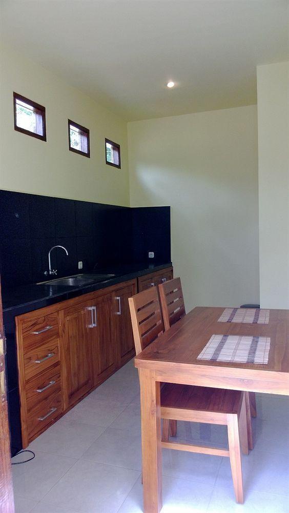 Shu Villa Lombok Kuta  Exterior photo