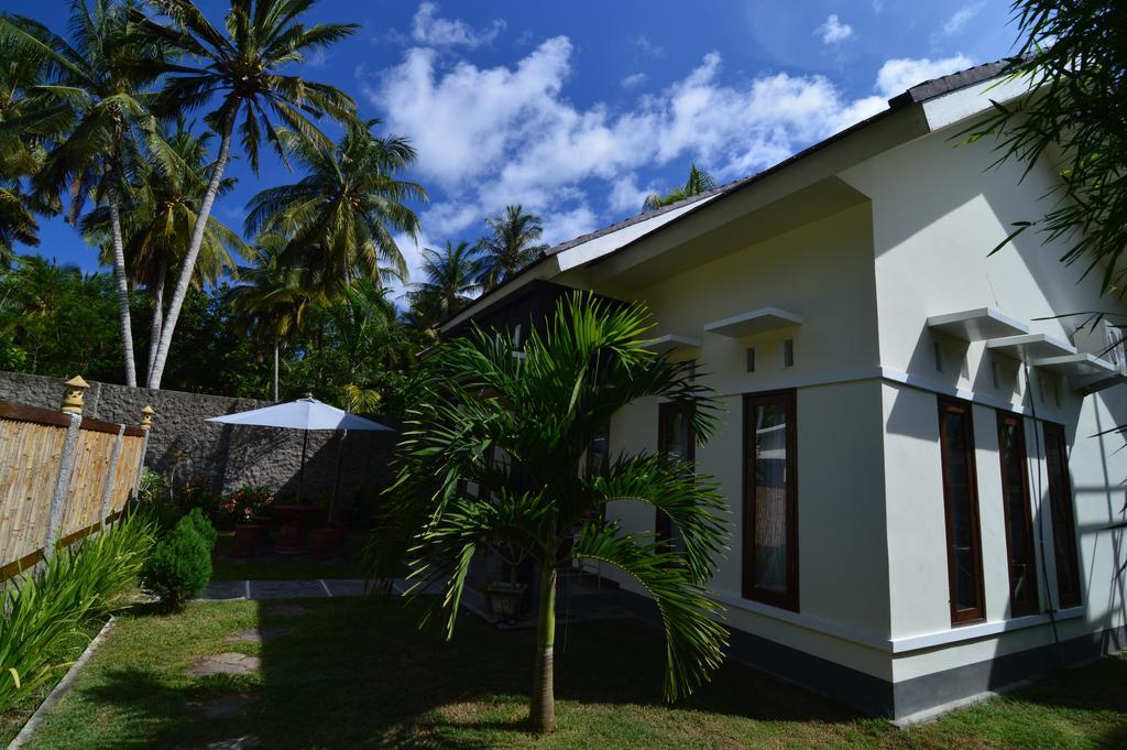 Shu Villa Lombok Kuta  Room photo