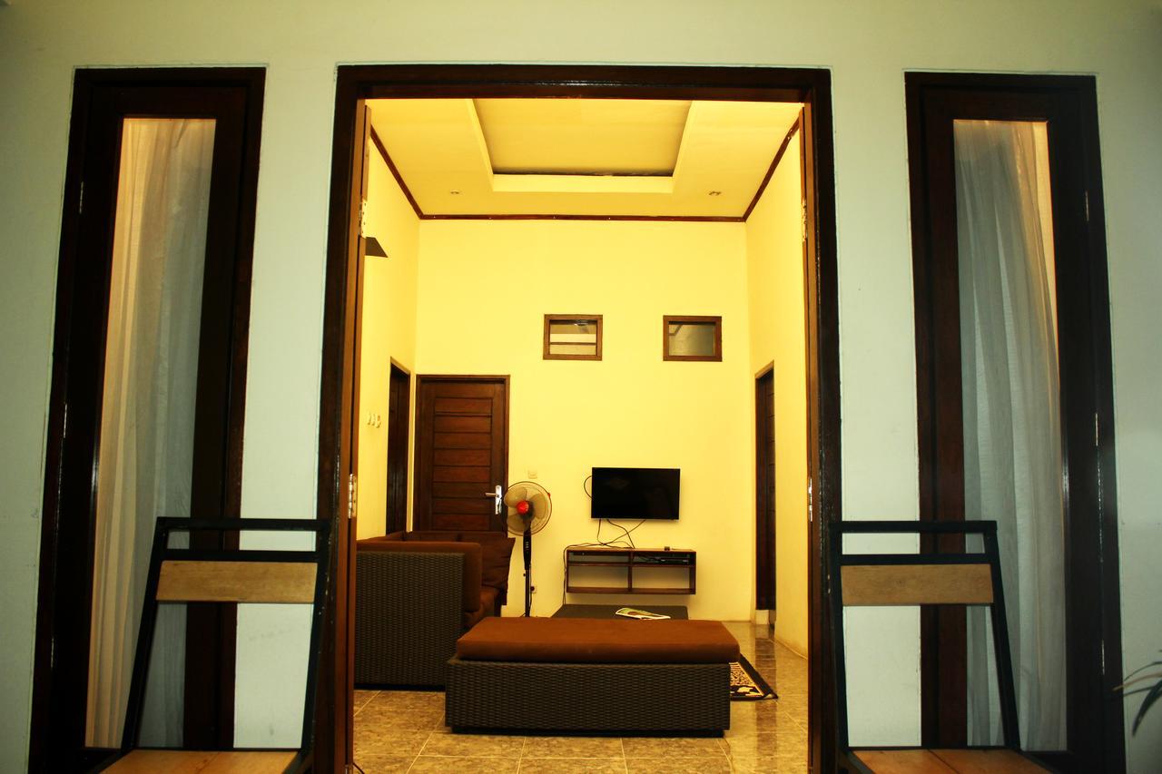 Shu Villa Lombok Kuta  Exterior photo